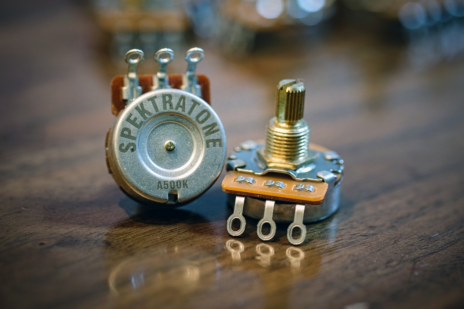 Spektratone potentiometers